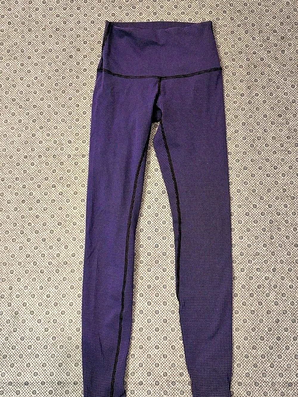 Vintage Lululemon Purple Blue Micro Print Full Length Leggings Size 6